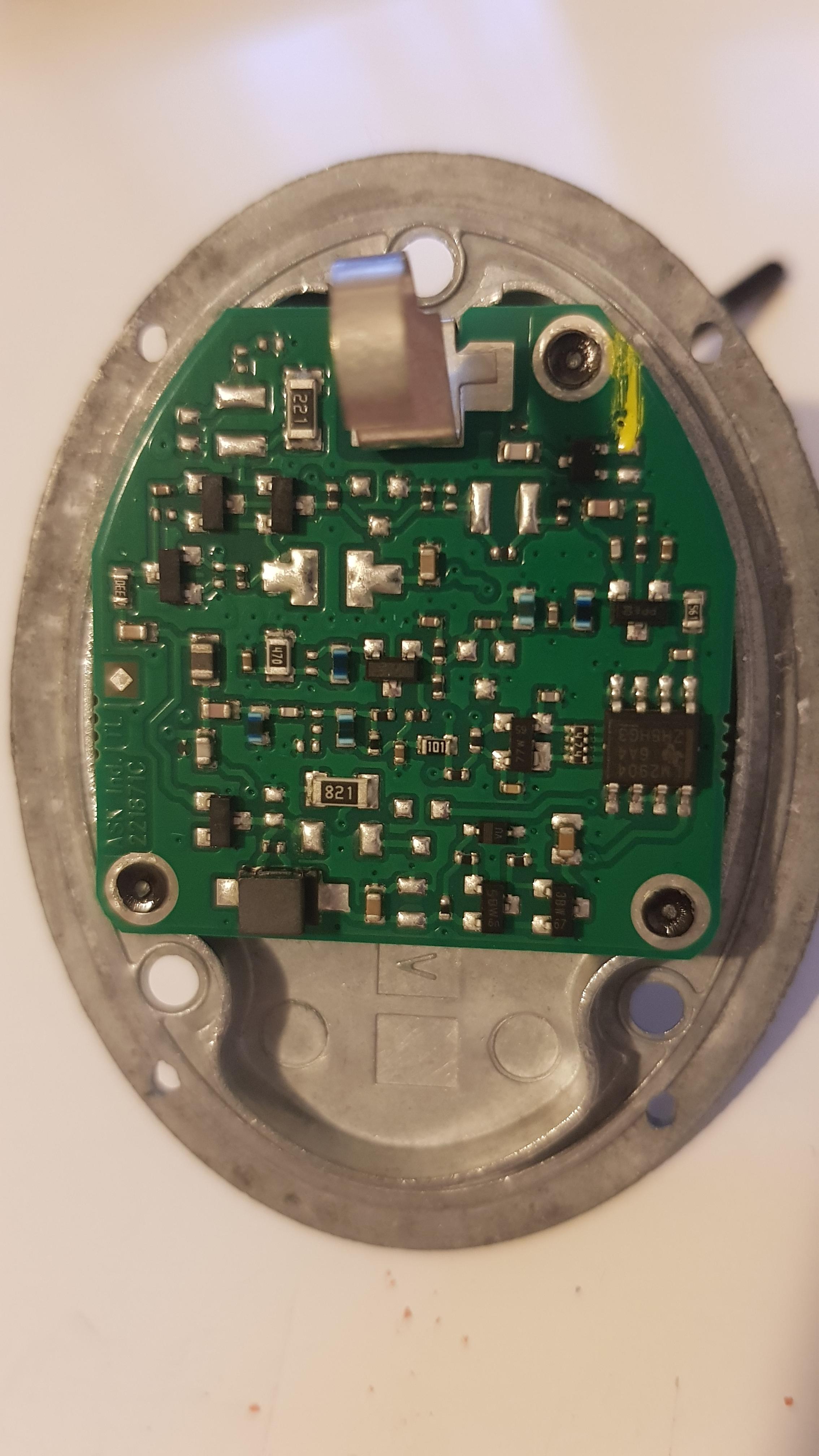 Una antenna e 2 segnali dab e fm. - Altro su antennistica - PLC Forum