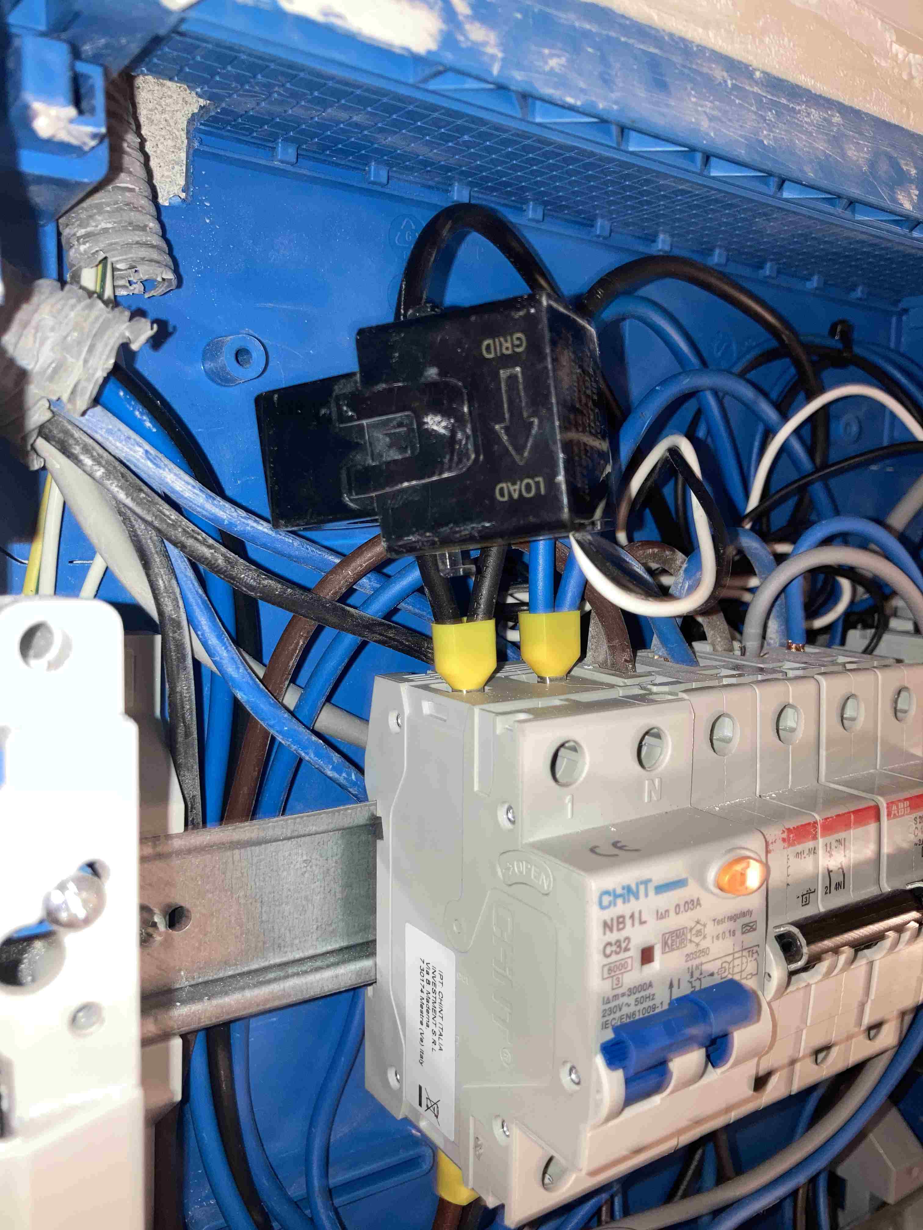 Stabilizzatore in supporto all'inverter F.V. come spegnerlo automaticamente  ? - Fotovoltaico - PLC Forum